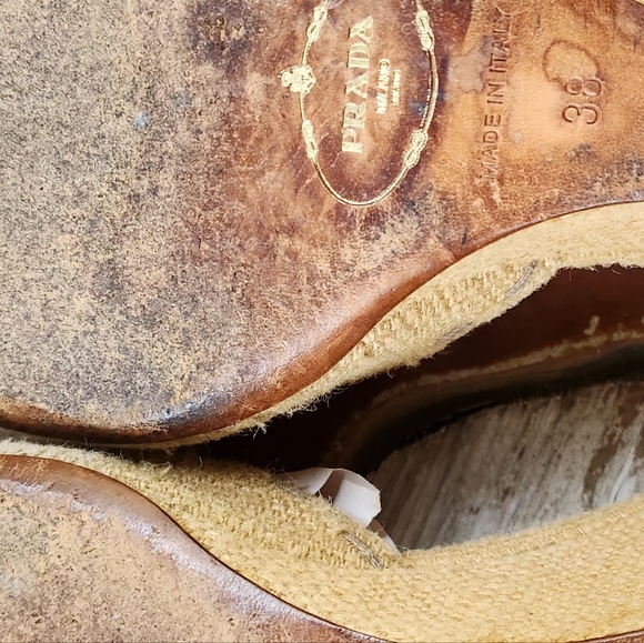 VINTAGE RARE AMETHYST LINEN WEDGE SLING BY PRADA - Picture 3 of 7